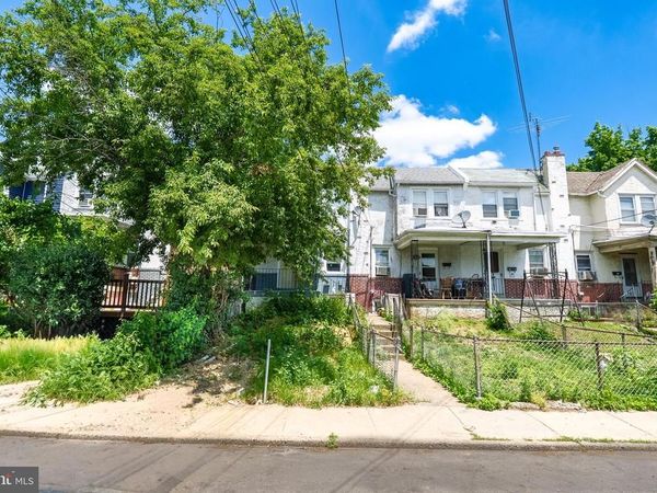7023 CLOVER LANE , UPPER DARBY, PA 19082