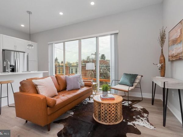 52 W WASHINGTON LANE , Unit 200, PHILADELPHIA, PA 19144
