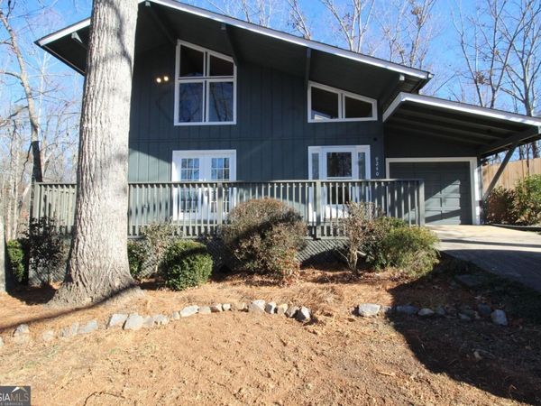 9240 Nova Drive, Gainesville, GA 30506