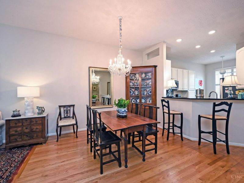 5928 Castlewood Crossing, Milford, OH 45150 Photo 15