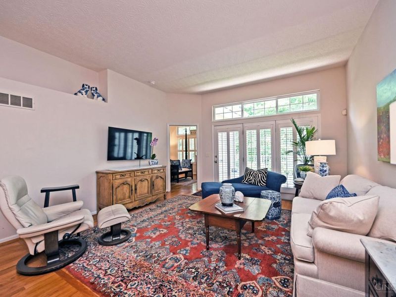 5928 Castlewood Crossing, Milford, OH 45150 Photo 17