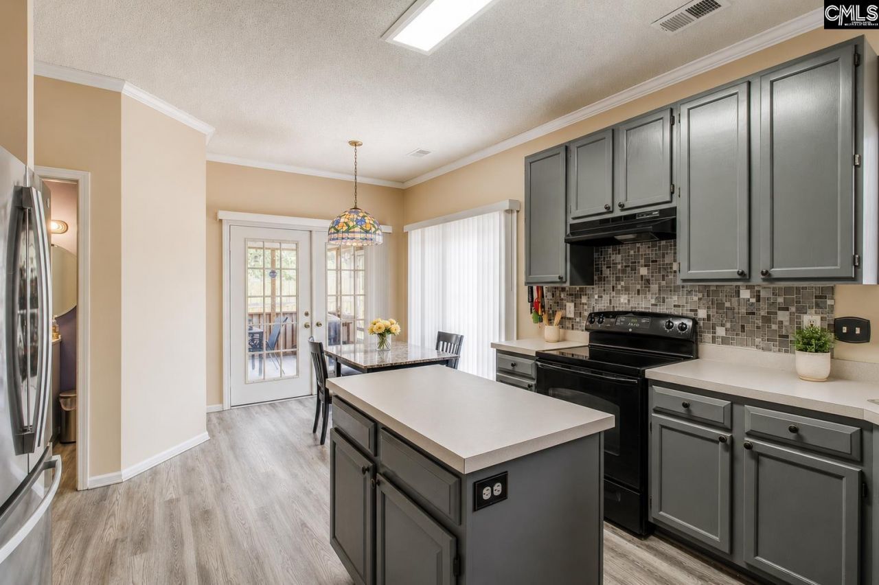 232 Fernview Drive  Photo 8