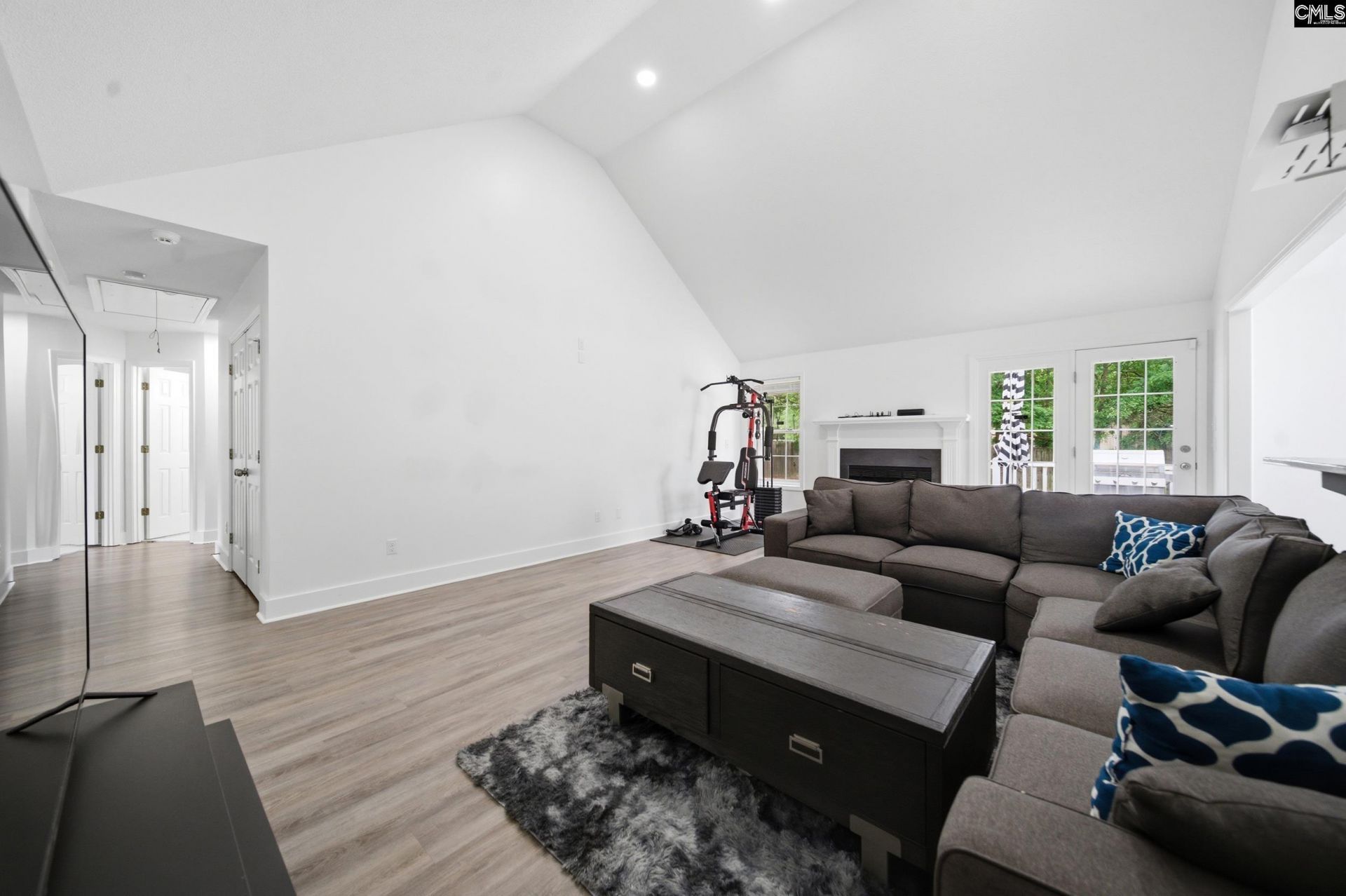 145 Pear Court Photo 6