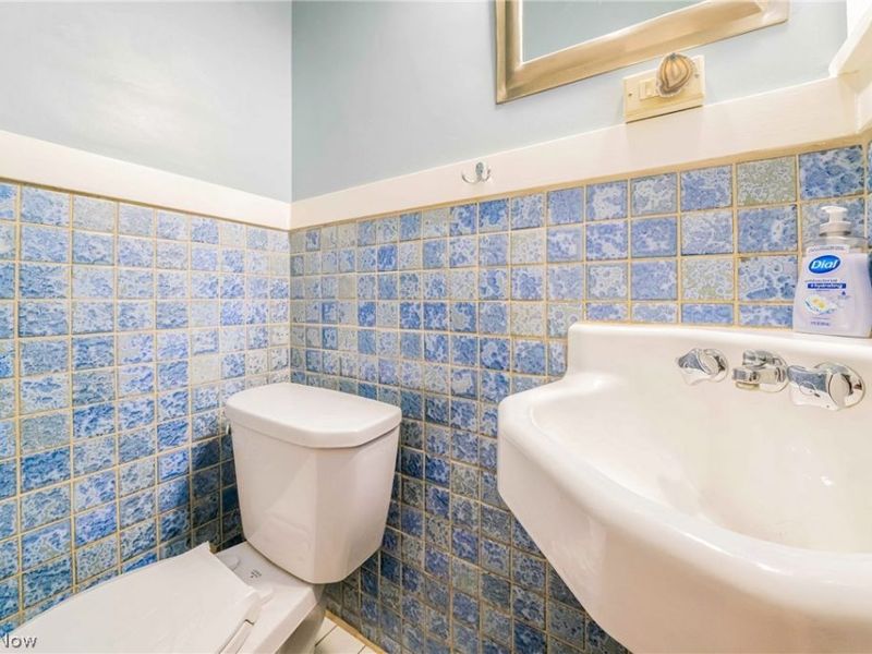 1327 Oakridge Drive, Cleveland Heights, OH 44121 Photo 20
