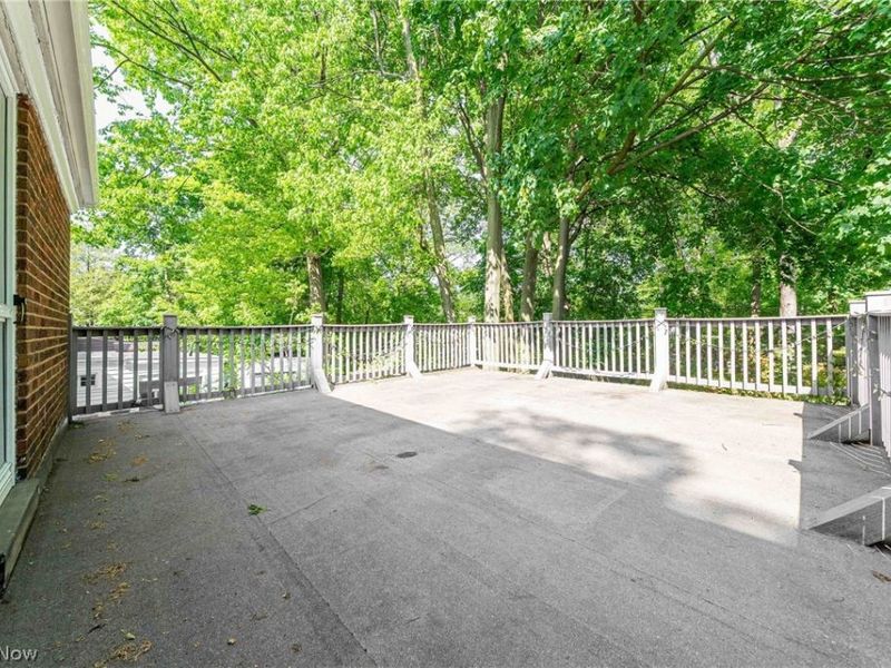 1327 Oakridge Drive, Cleveland Heights, OH 44121 Photo 37
