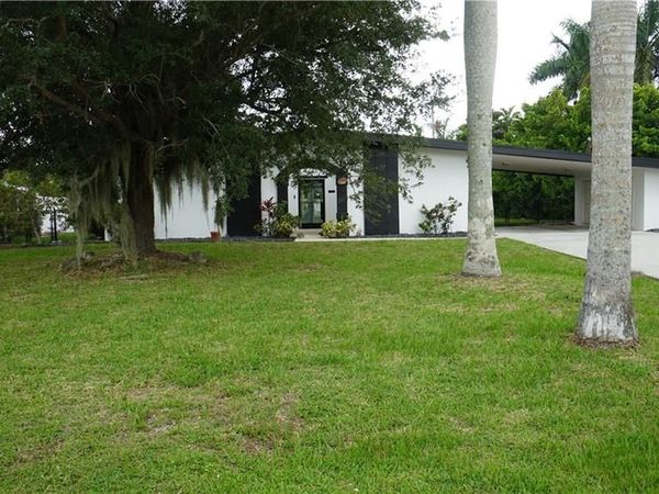 544 Bayside DR , FORT MYERS, FL 33919