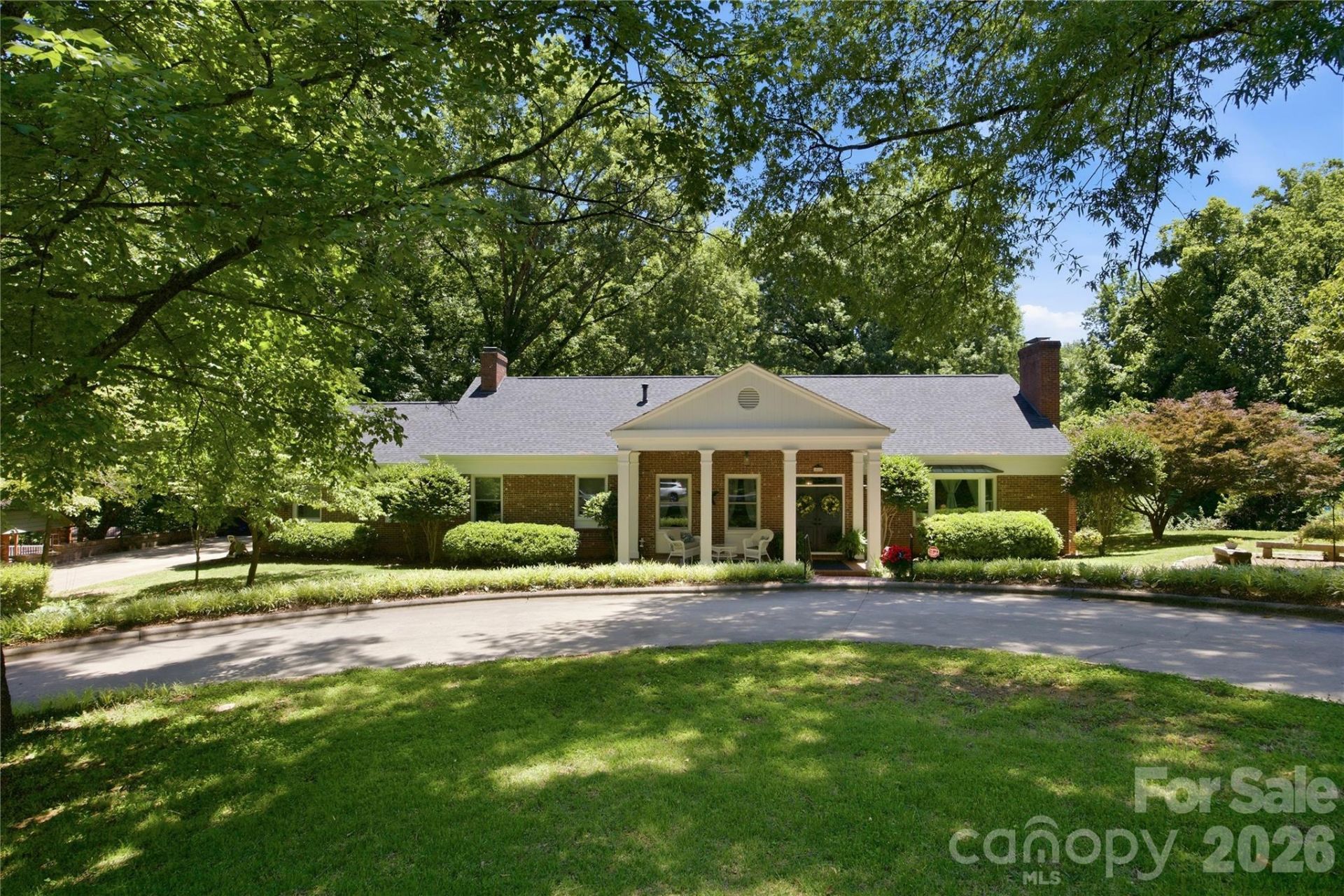 455 Heathcote Drive, Statesville, NC 28677 Main Photo