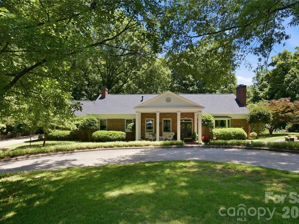 455 Heathcote Drive, Statesville, NC 28677