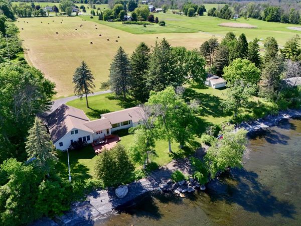 107 Mountain View Lane, North Hero, VT 05474