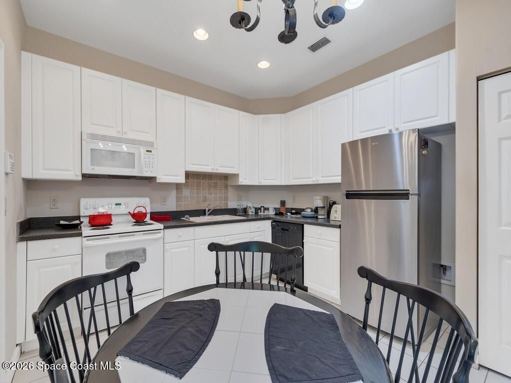 3830 Nags Head Place SW , Vero Beach, FL 32968 Photo