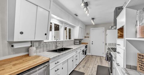 1910 N Division Street, Carson City, NV 89703 Photo