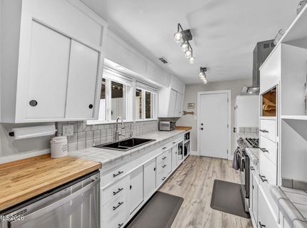 1910 N Division Street, Carson City, NV 89703 Photo