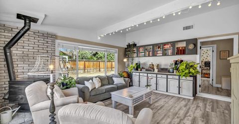 1910 N Division Street, Carson City, NV 89703 Photo