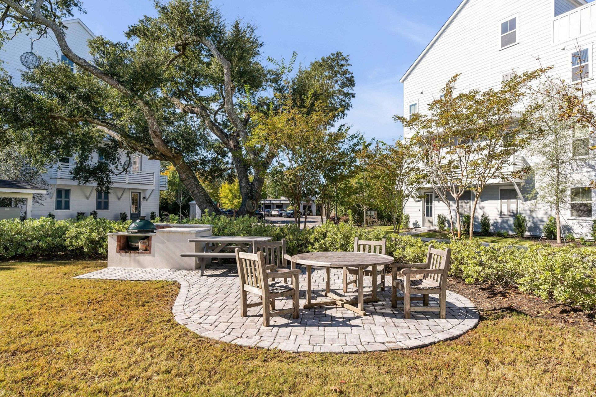 549 Cooper Village Lane Photo 32