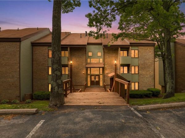 2D2 Mountain Villas , Champion, PA 15622