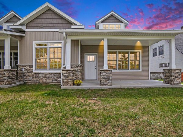 112 E Sheridan Street, Fremont, MI 49412