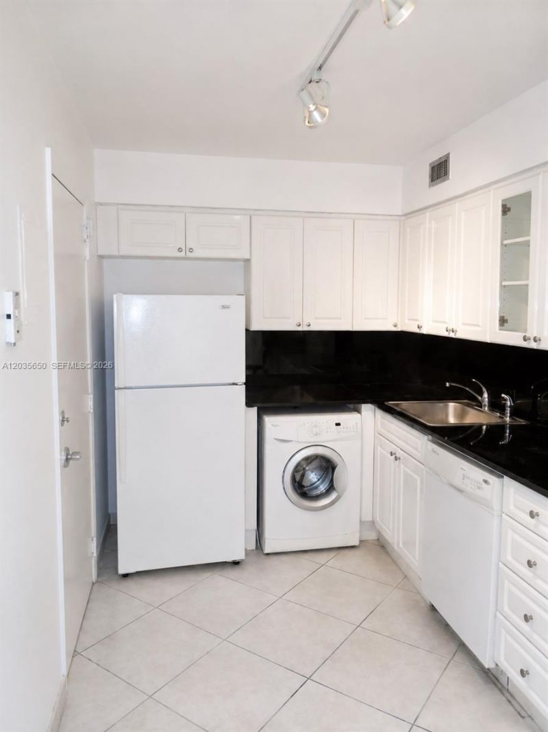 6770 Indian Creek Dr, Unit 6R, Miami Beach, FL 33141 Photo