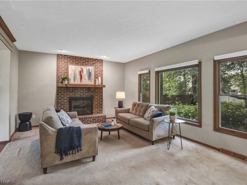 30536 Mallard Cove, Westlake, OH 44145 Photo 2