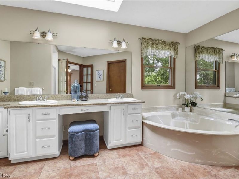 30536 Mallard Cove, Westlake, OH 44145 Photo 22