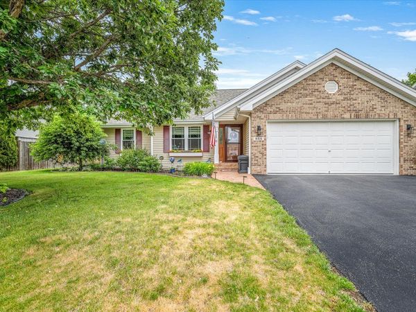 855 Bayfield Drive , Rockton, IL 61072