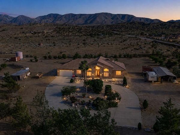 33000 106th Street E, Juniper Hills, CA 93543
