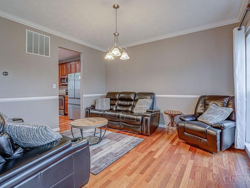 2937 Cypress Hill Drive, Fairfield Twp, OH 45011 Photo 3
