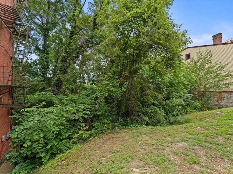 1863 Walker Street, Cincinnati, OH 45202 Photo 4