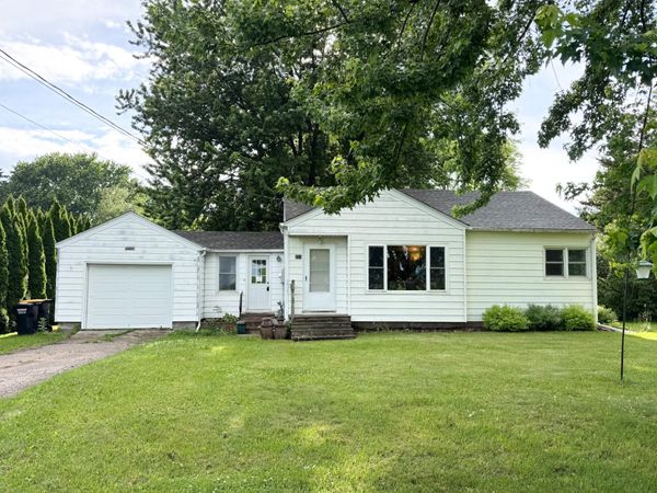 231 4th Street, Holdingford, MN 56340