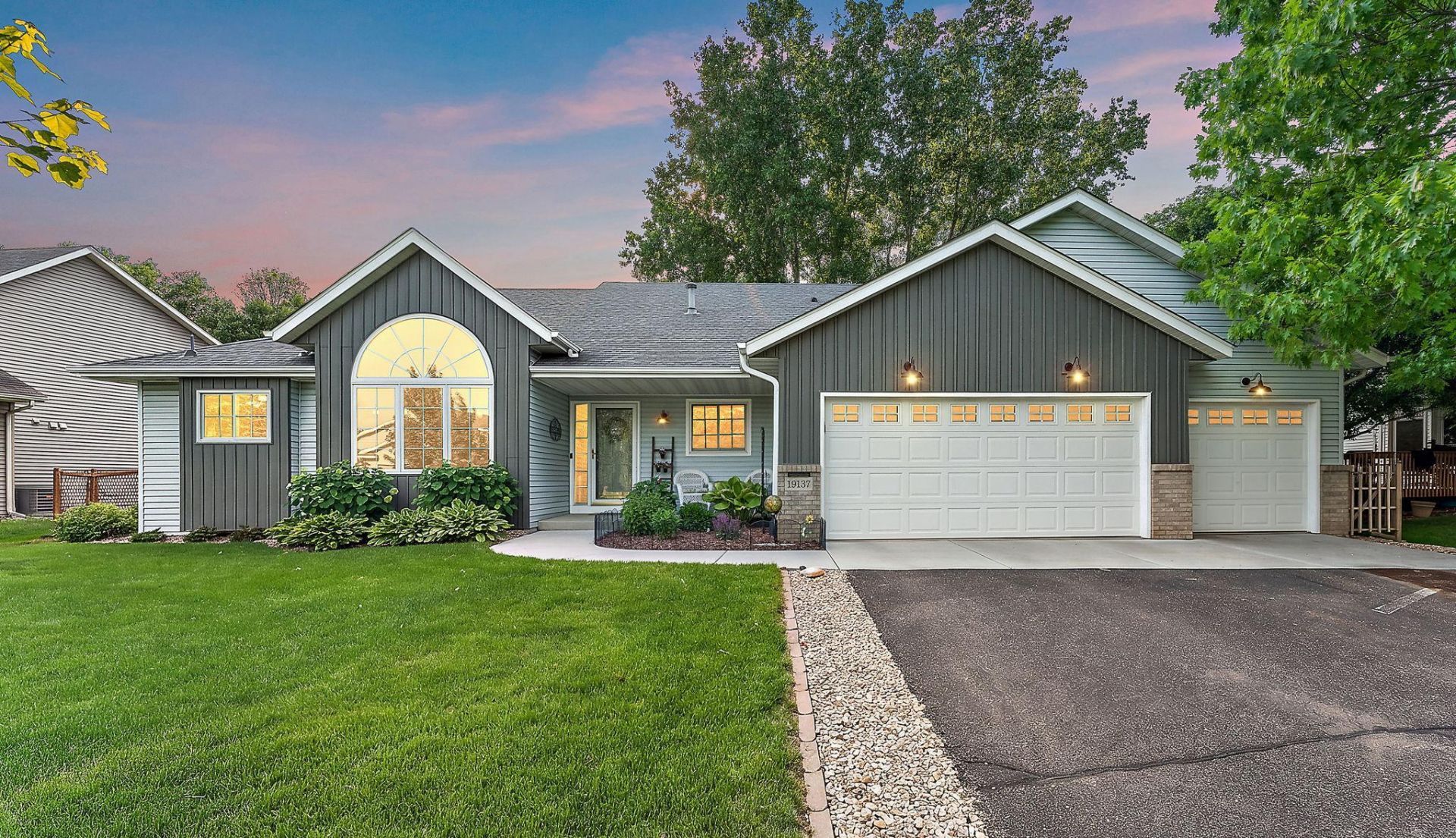 19137 Evenston Drive , Farmington, MN 55024