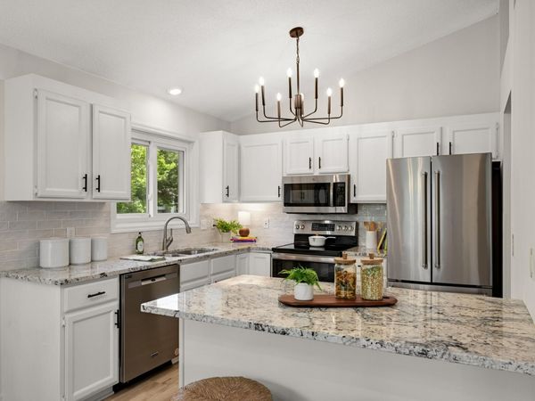8900 Rosewood Lane N, Maple Grove, MN 55369