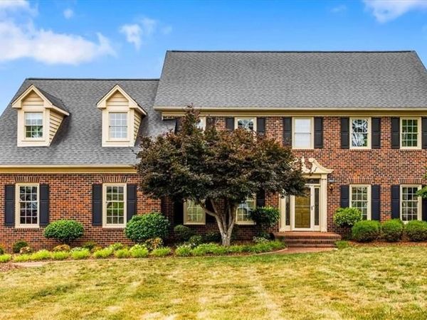 4002 Smithfield Drive, Greensboro, NC 27406