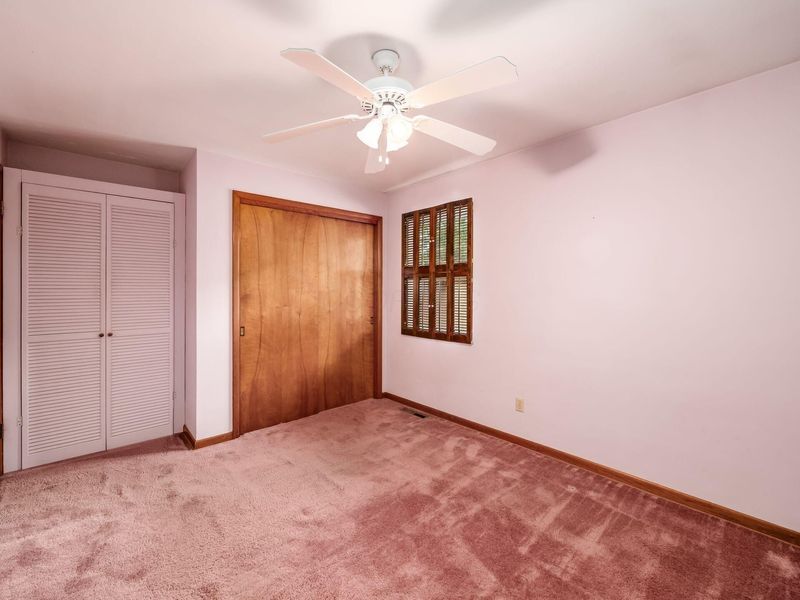 380 Topsfield Road, Columbus, OH 43228 Photo 24