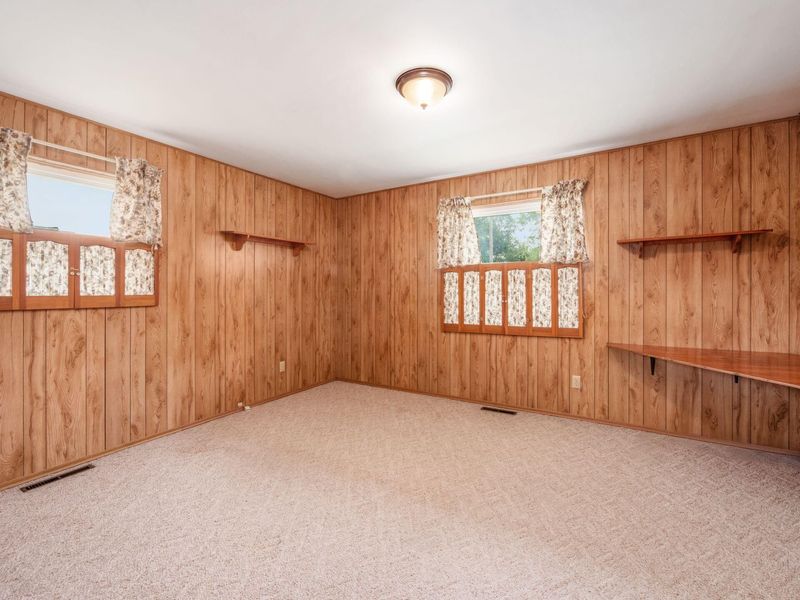 380 Topsfield Road, Columbus, OH 43228 Photo 32