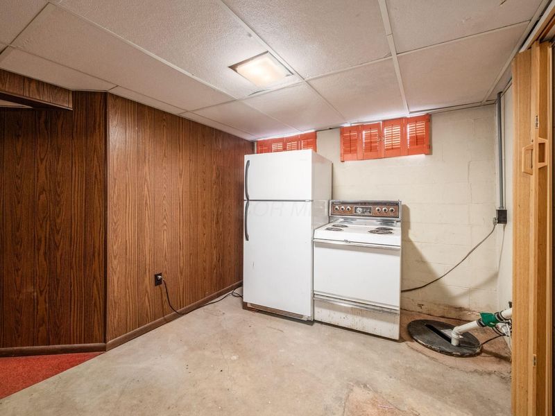 380 Topsfield Road, Columbus, OH 43228 Photo 38