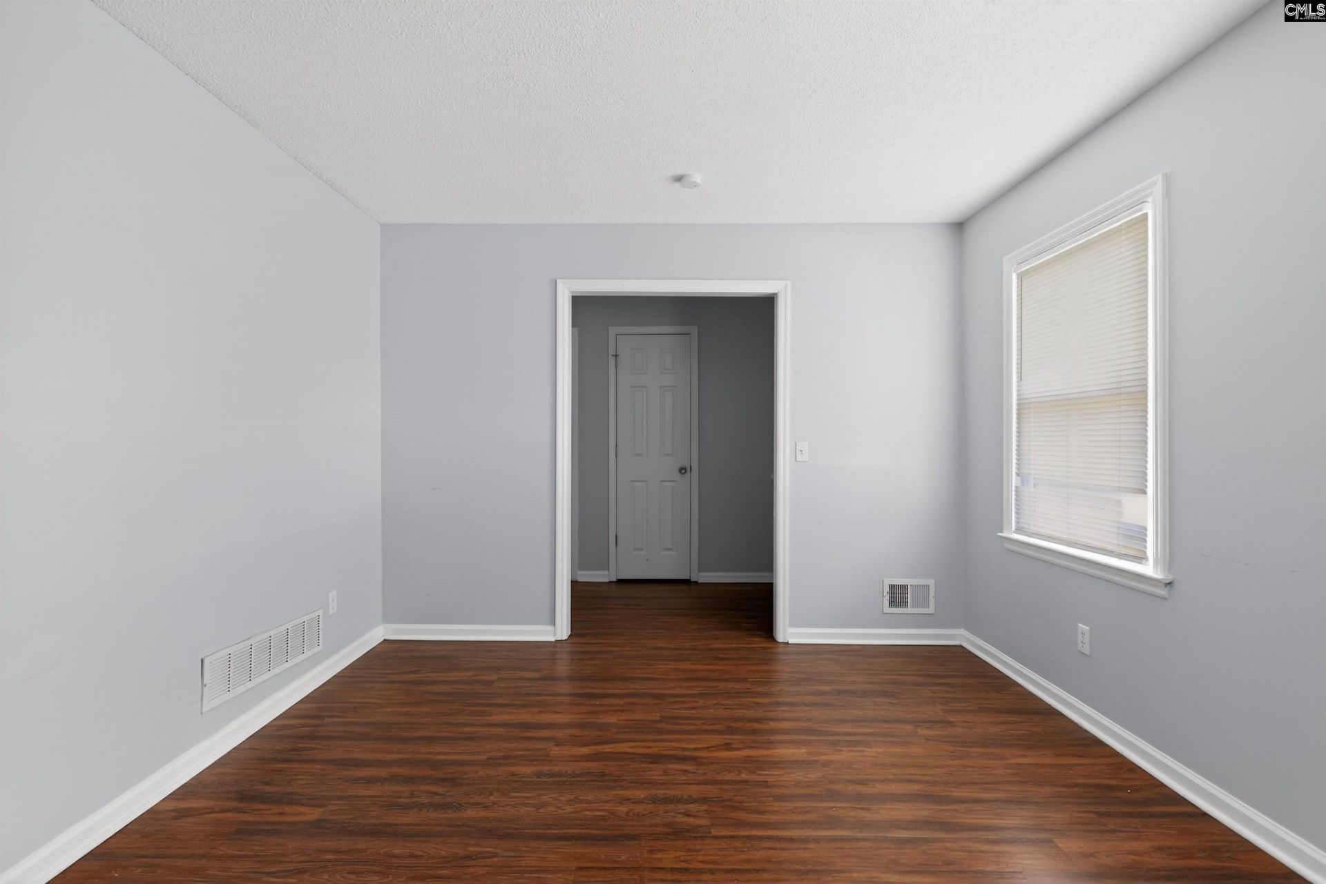3725 Harrogate Road  Photo 12