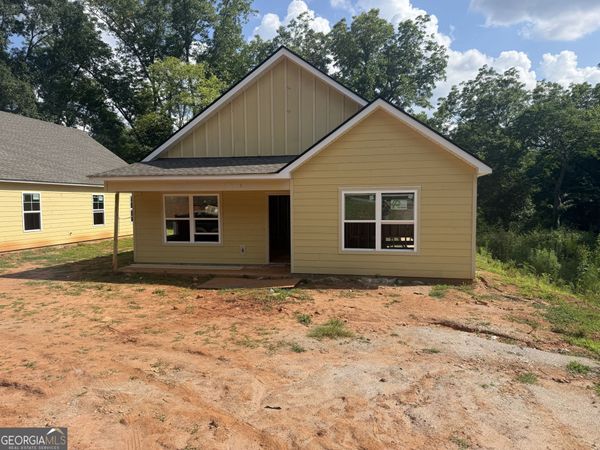 1110 7th Street, West Point, GA 31833