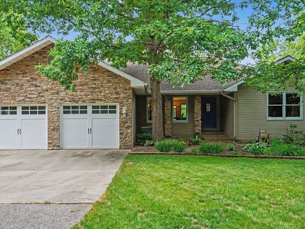 1560 Bruder Drive, Mt Pleasant, MI 48858