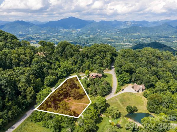 #37 Tapestry Trail , Waynesville, NC 28785