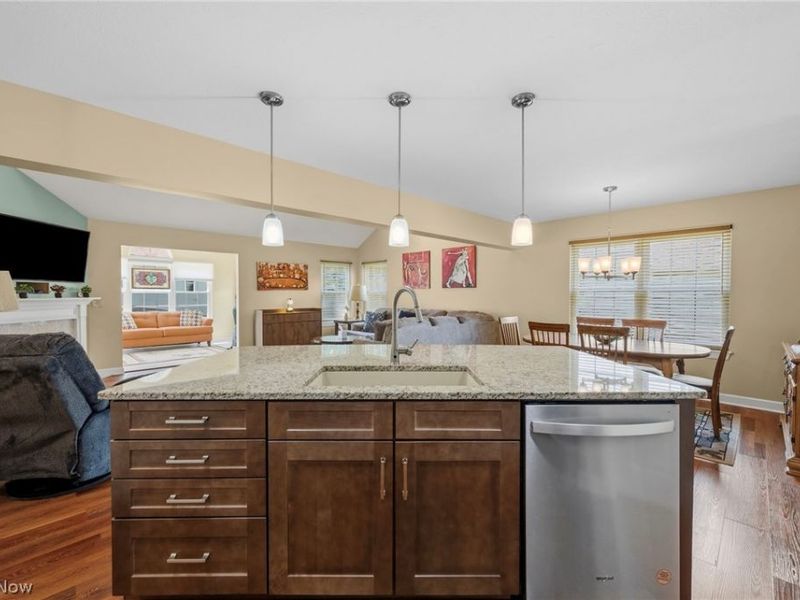 1584 Silver Oak Circle, Twinsburg, OH 44087 Photo 14