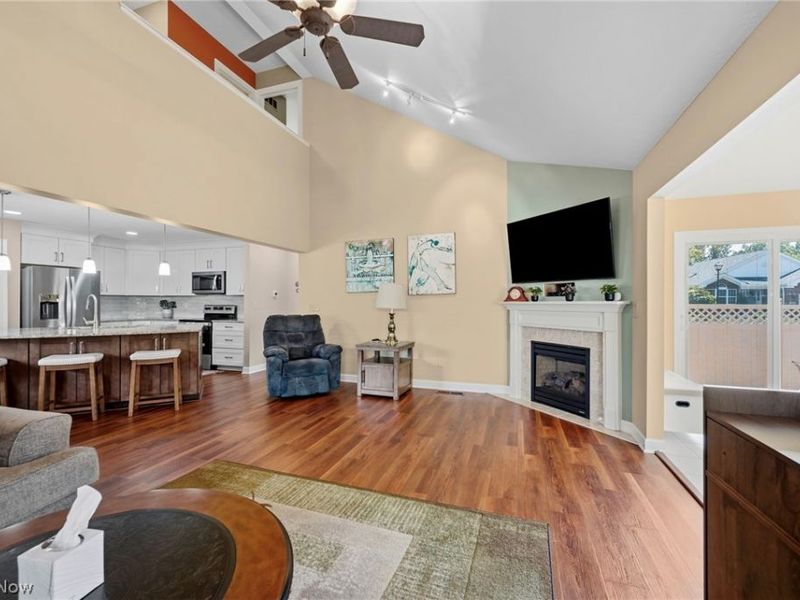 1584 Silver Oak Circle, Twinsburg, OH 44087 Photo 5