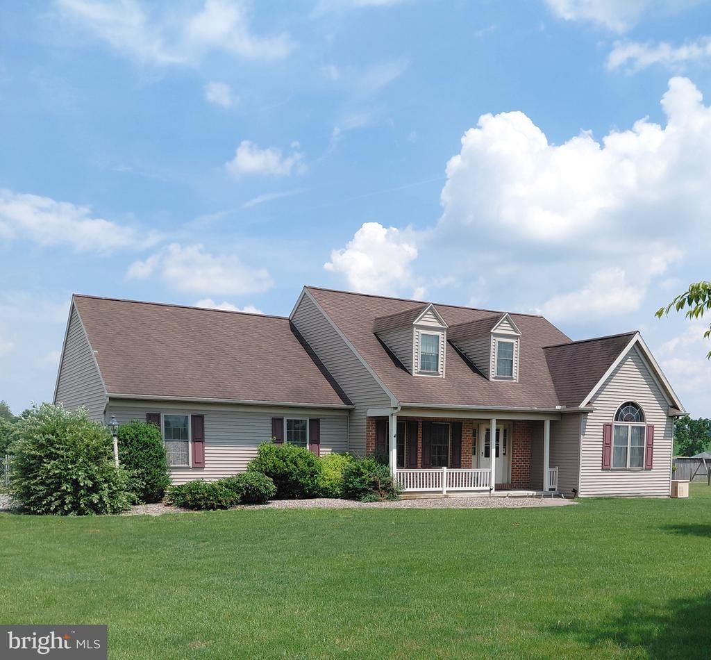 137 S RONKS ROAD , RONKS, PA 17572