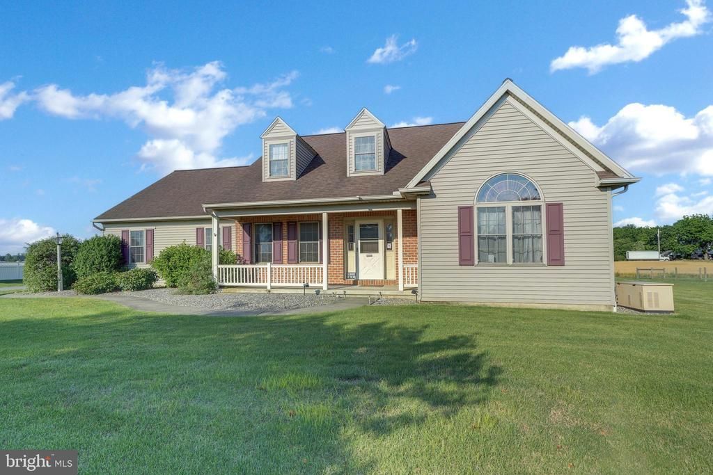 137 S RONKS ROAD , RONKS, PA 17572