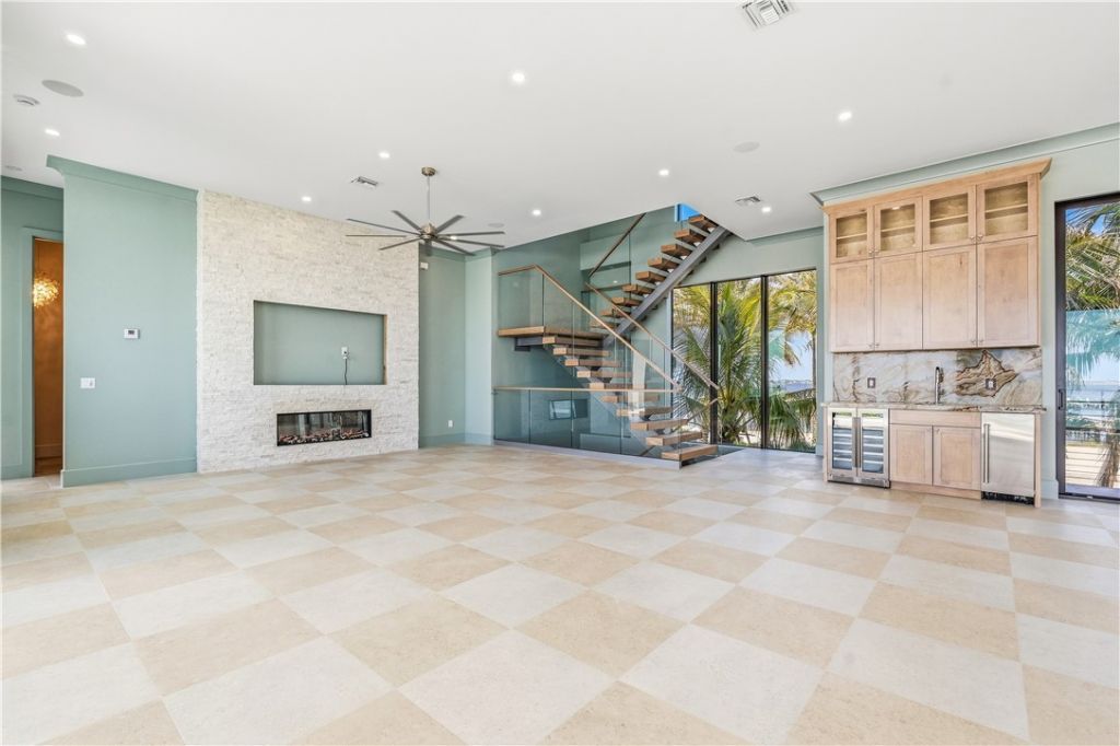 8120 S Ocean Drive, Jensen Beach, FL 34957 Photo