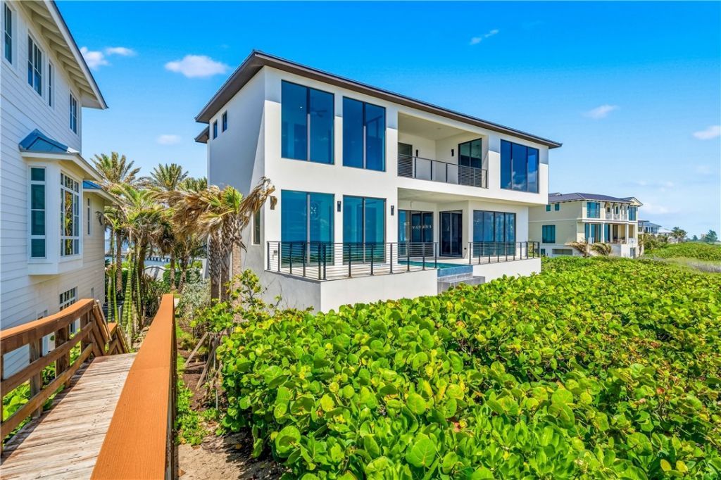 8120 S Ocean Drive, Jensen Beach, FL 34957 Photo