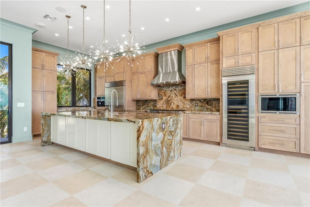 8120 S Ocean Drive, Jensen Beach, FL 34957 Photo