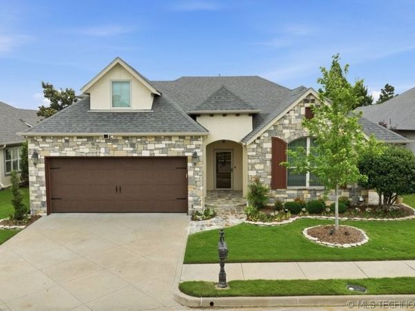 8409 S Olympia Avenue , Tulsa, OK 74132