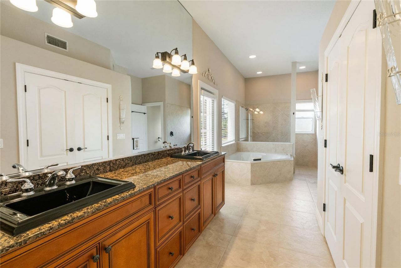4306 Barracuda Drive, Bradenton, FL 34208 Photo