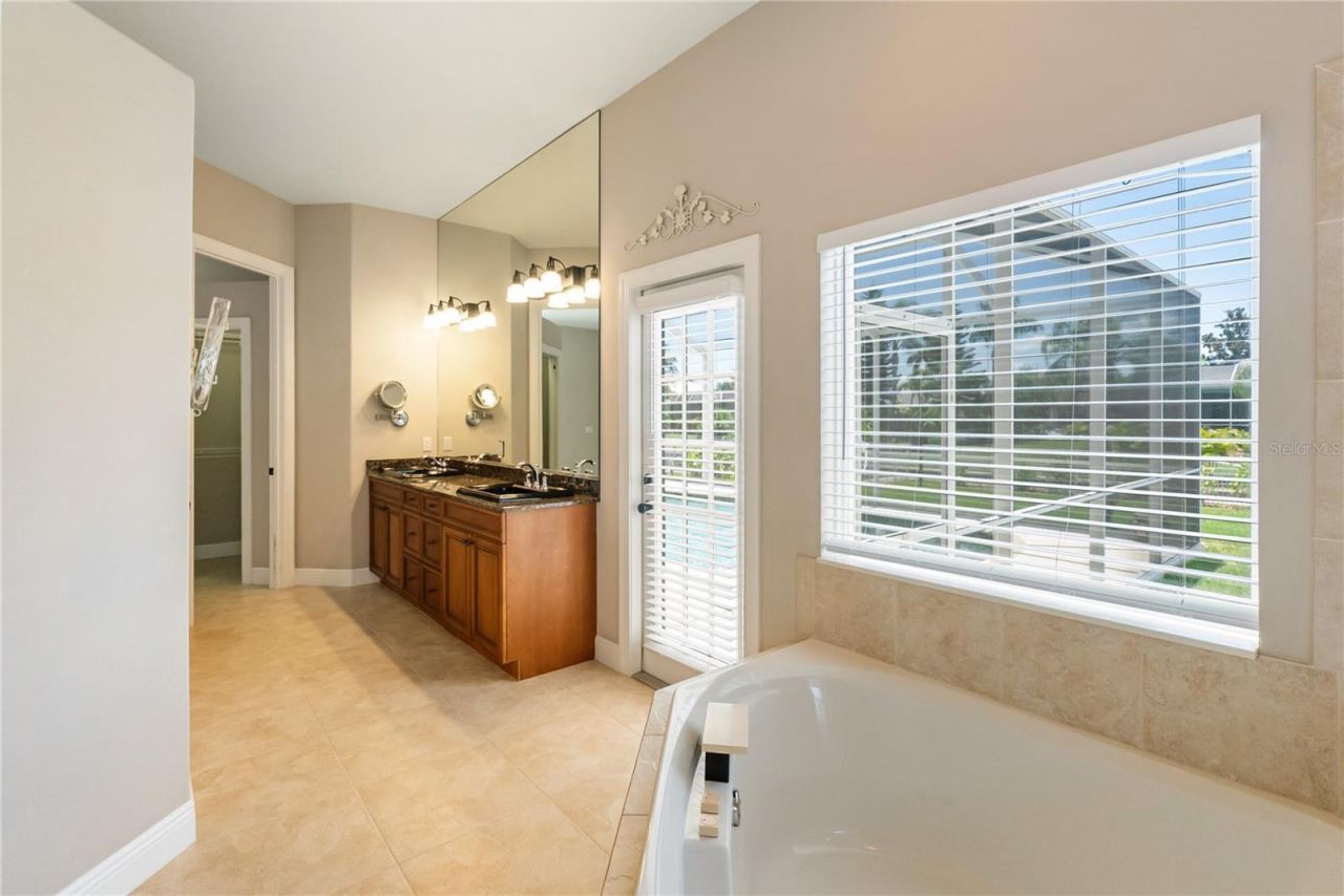 4306 Barracuda Drive, Bradenton, FL 34208 Photo