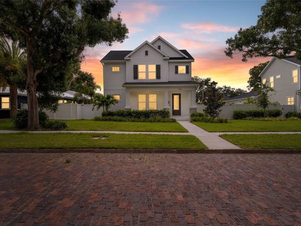 7428 BURLINGTON AVENUE N, ST PETERSBURG, FL 33710