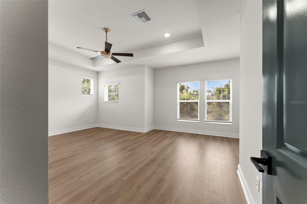 7428 Burlington Avenue N, Saint Petersburg, FL 33710 Photo